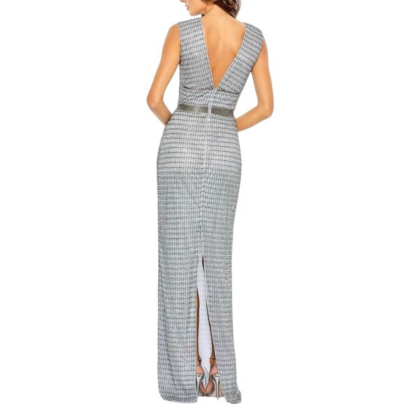 MAC DUGGAL 5625 Beaded Plunging Evening Gown, Size 10, New with Tag MSRP $598 - Picture 5 of 13